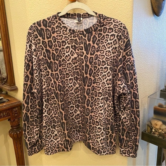 ONZIE Women Leopard Print Long Sleeve Top Size One Size - Picture 1 of 5